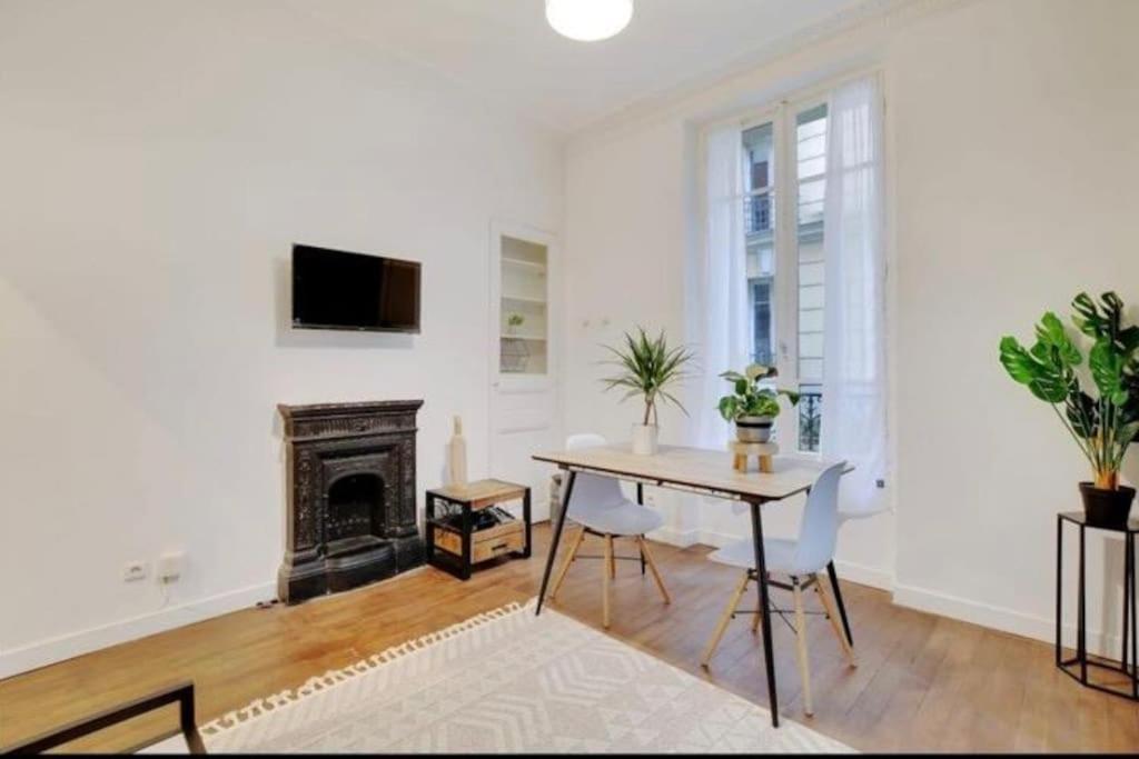Appartement Magnifique Paris 18 Exterior photo