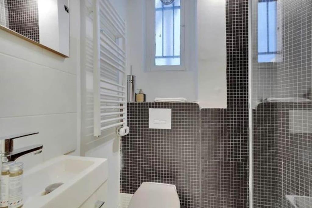 Appartement Magnifique Paris 18 Exterior photo