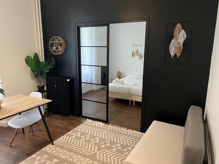 Appartement Magnifique Paris 18 Exterior photo