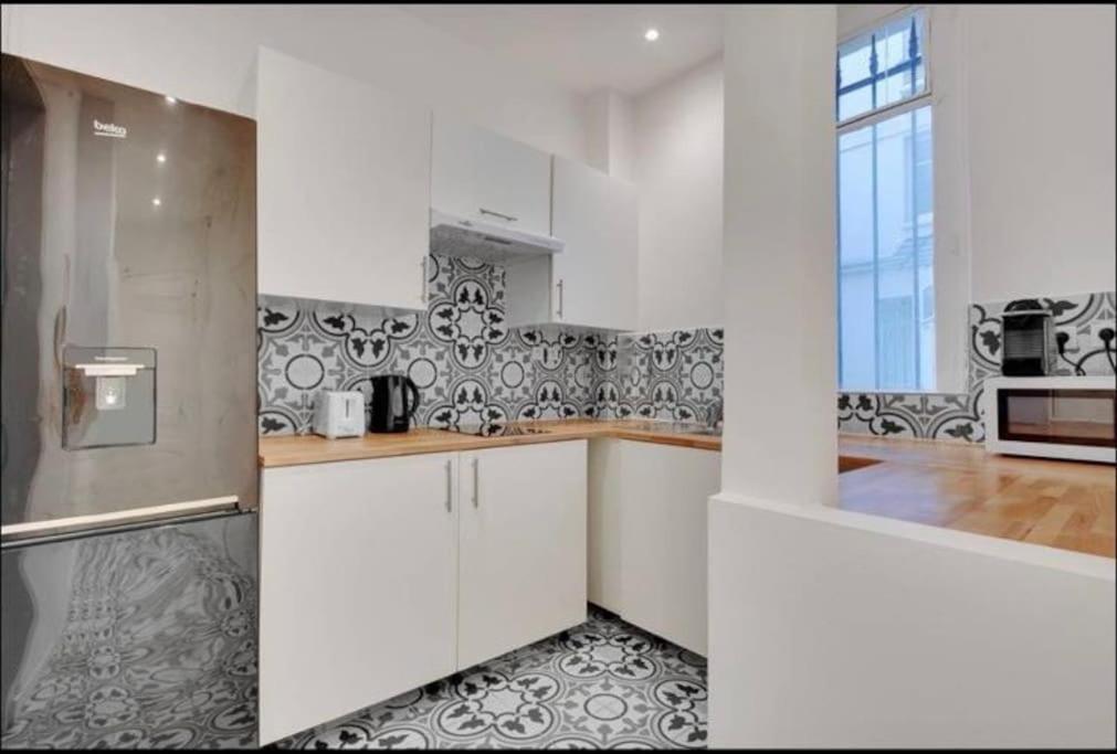 Appartement Magnifique Paris 18 Exterior photo